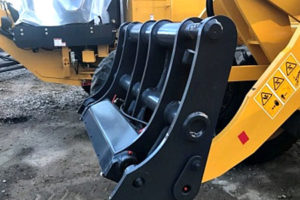 Навесное оборудование для фронтального погрузчика: «все-в-одном»